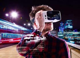 互联网前沿追踪：VR“挤尽泡沫”能否新生？