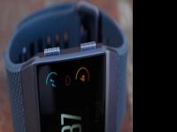 Fitbit推出新款智能手表Ionic 抢夺苹果手表市场份额