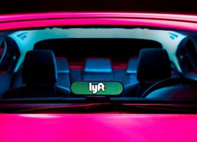 Uber丑闻缠身 竞争对手Lyft受益趁机崛起