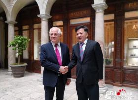 【行业】中国中央广播电视总台台长与俄罗斯报社社长举行会谈