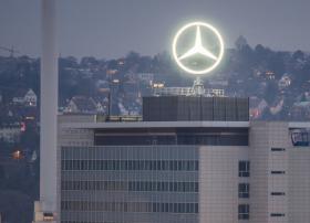 世界最大的商用车制造商戴姆勒将要重组