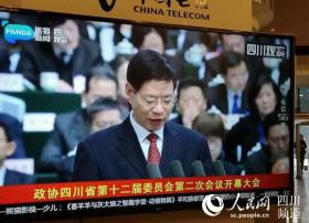 全国首次！四川省两会开启5G融媒体直播
