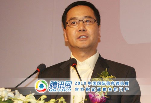 UT斯达康卢鹰：三网融合最大挑战是思想融合